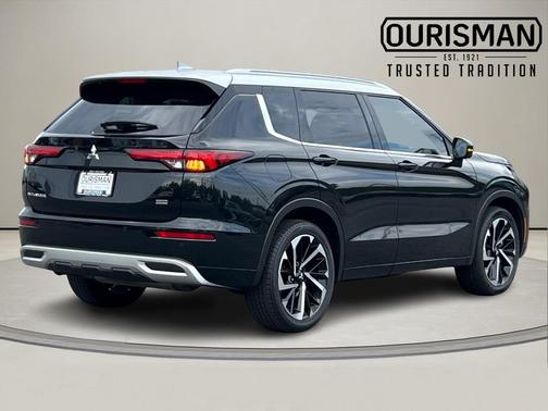 2024 Mitsubishi Outlander SEL Platinum Edition
