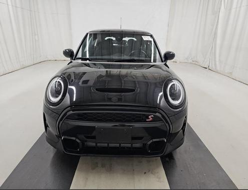 2023 MINI Hardtop Cooper