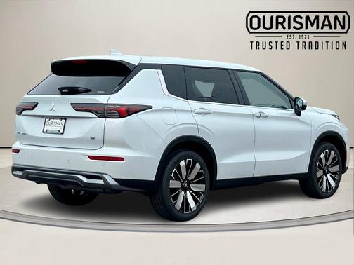 2026 Mitsubishi Outlander SE