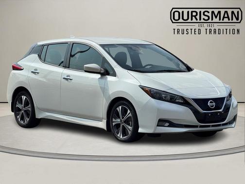2022 Nissan Leaf SV