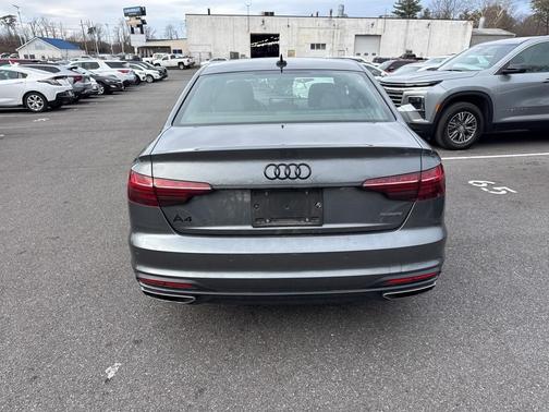 2021 Audi A4 45 S line quattro Premium