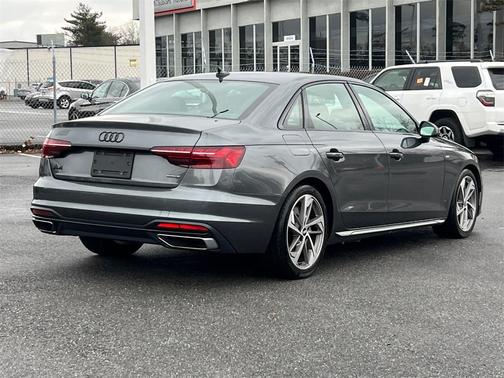 2021 Audi A4 45 S line quattro Premium