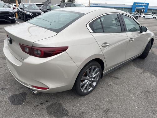 2025 Mazda Mazda3 FWD w/Preferred Package