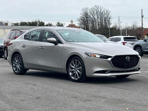 2025 Mazda Mazda3 FWD w/Preferred Package