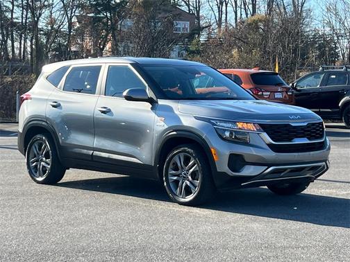 2023 Kia Seltos LX