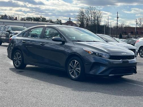 2022 Kia Forte LXS