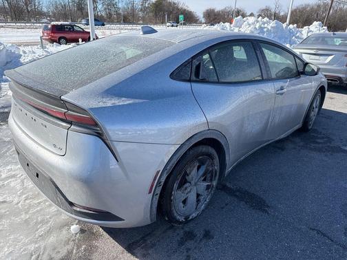 2024 Toyota Prius LE