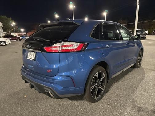 2021 Ford Edge ST