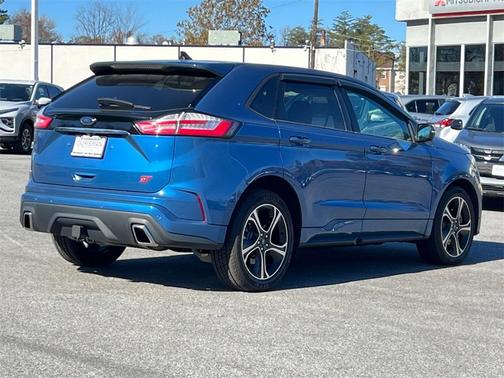 2021 Ford Edge ST