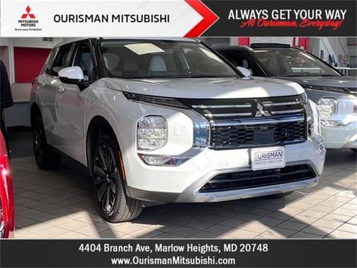 2025 Mitsubishi Outlander SE