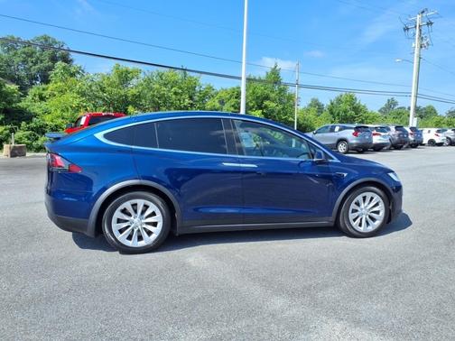 2018 Tesla Model X 75D