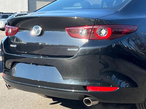 2024 Mazda Mazda3 FWD w/Preferred Package