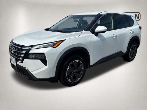 Everest White P 2024 Nissan Rogue SV