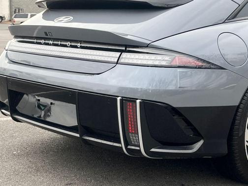 2023 Hyundai IONIQ 6 SEL