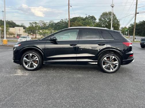 2022 Audi Q4 e-tron 50 Premium Plus