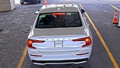 2024 Volvo S60 B5 Core Dark Theme