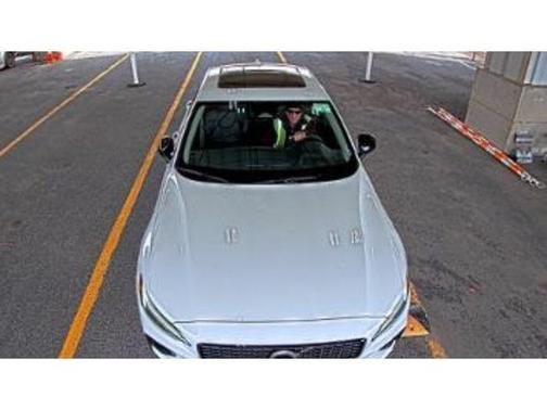 2024 Volvo S60 B5 Core Dark Theme