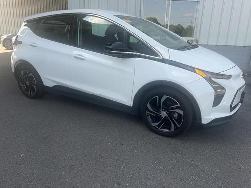 2023 Chevrolet Bolt EV 2LT