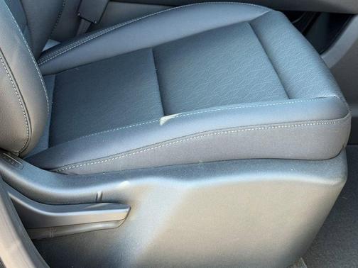 Mosaic Black Metallic 2026 Chevrolet Equinox LT