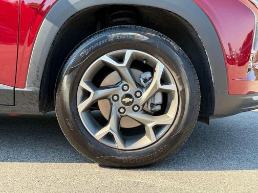 Crimson 2025 Chevrolet Trax LT