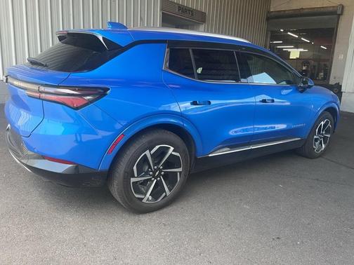 2025 Chevrolet Equinox EV LT