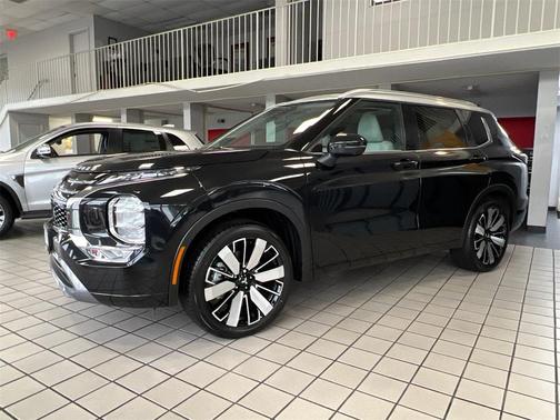 2025 Mitsubishi Outlander Platinum Edition