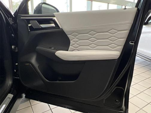 2025 Mitsubishi Outlander Platinum Edition