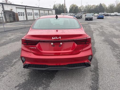 Currant Red 2024 Kia Forte LXS