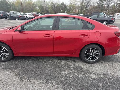 Currant Red 2024 Kia Forte LXS