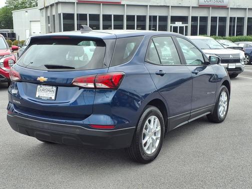 2022 Chevrolet Equinox LS