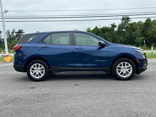 2022 Chevrolet Equinox LS