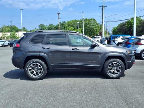 2021 Jeep Cherokee Trailhawk