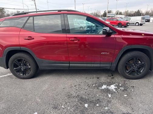 2023 GMC Terrain AT4