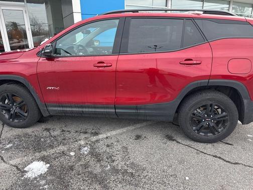 2023 GMC Terrain AT4