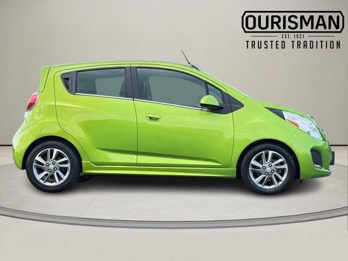2016 Chevrolet Spark EV 2LT