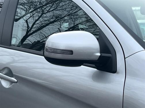 2024 Mitsubishi Outlander Sport 2.0 SE