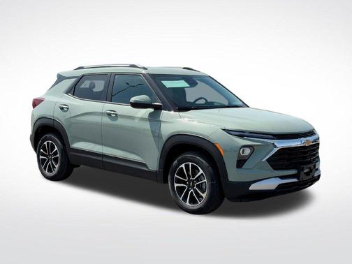 Green 2026 Chevrolet Trailblazer LT