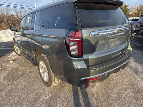2023 Chevrolet Suburban Premier