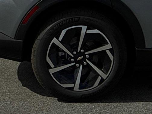 2026 Chevrolet Equinox EV LT 1