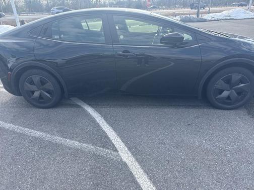 2024 Toyota Prius LE