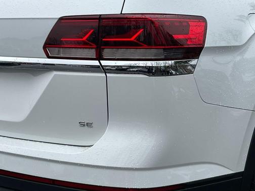 2022 Volkswagen Atlas 2.0T SE w/Technology