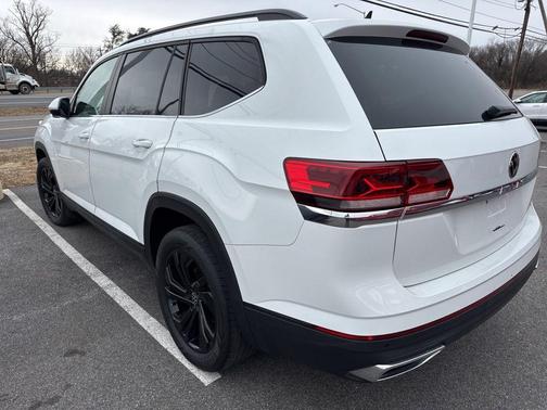 2022 Volkswagen Atlas 2.0T SE w/Technology