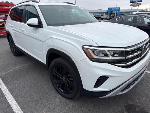 2022 Volkswagen Atlas 2.0T SE w/Technology
