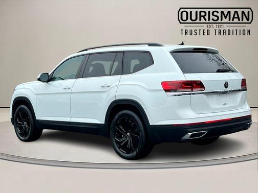 2022 Volkswagen Atlas 2.0T SE w/Technology