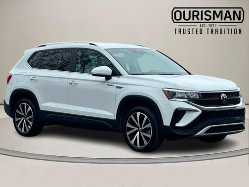 2024 Volkswagen Taos 1.5T SE