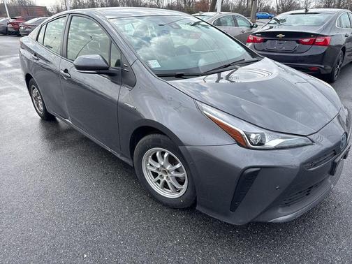 2022 Toyota Prius LE