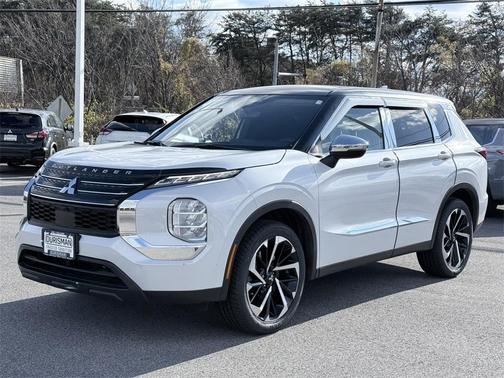 2022 Mitsubishi Outlander ES