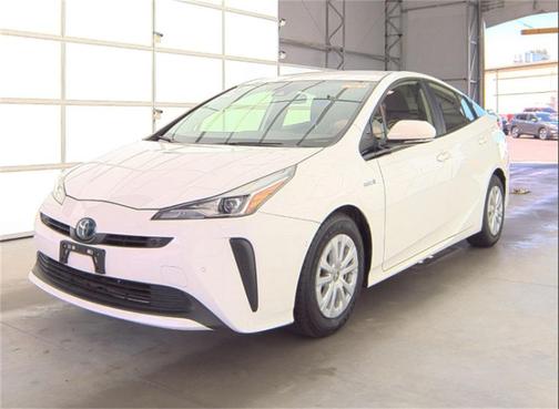 2020 Toyota Prius LE