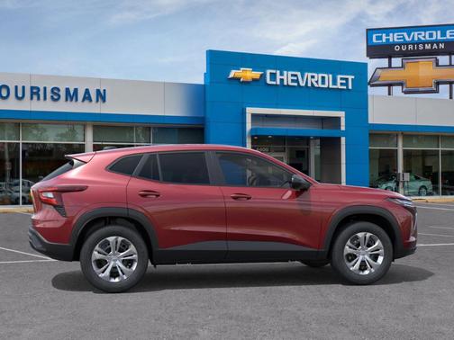 2025 Chevrolet Trax LS