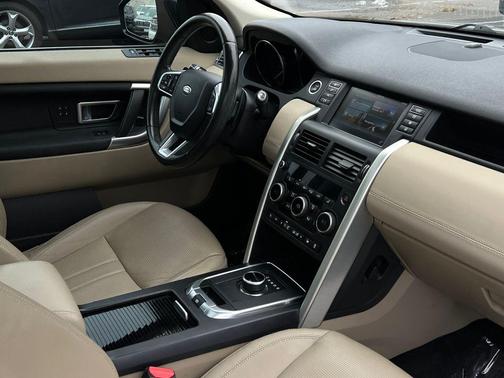 2019 Land Rover Discovery Sport HSE